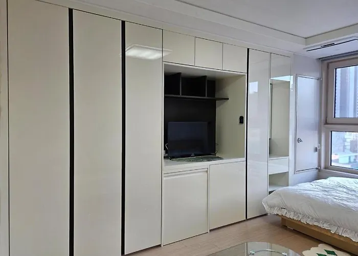 2403#quiet Premium Stay# The Vogue Grande Retreat# All-new Furniture, Extra-large Bed *