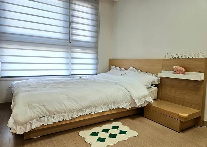 2403#quiet Premium Stay# The Vogue Grande Retreat# All-new Furniture, Extra-large Bed アパート